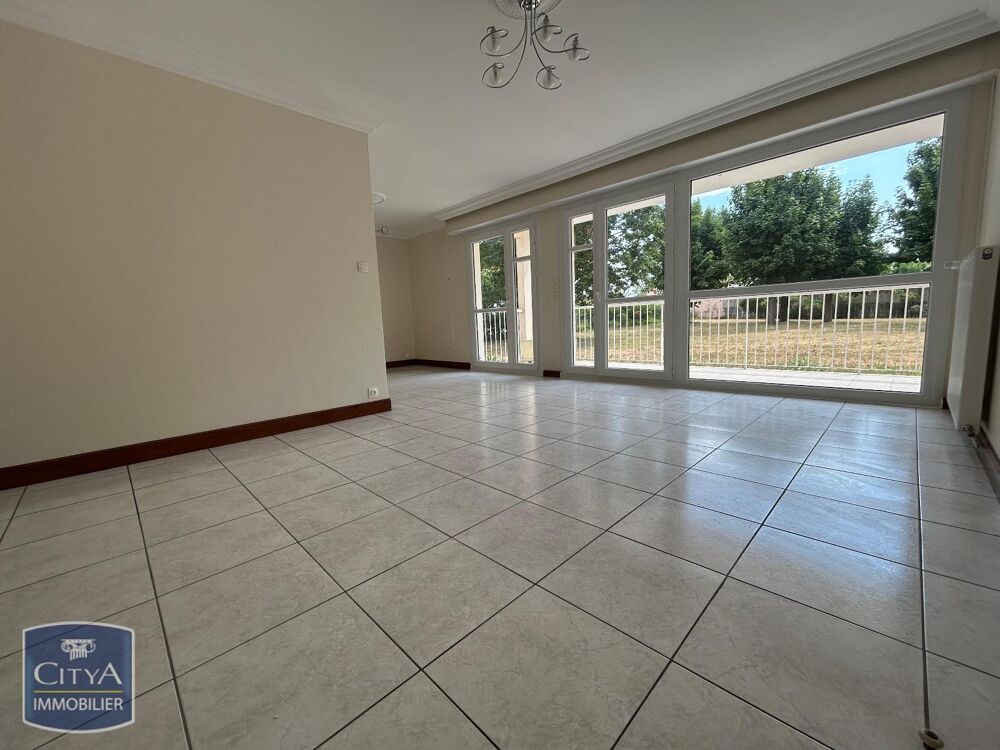 location Appartement - 3 pièce(s) - 82 m² Poitiers (86000)