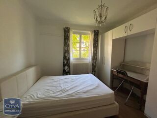  Appartement à louer 4 pièces 79 m²