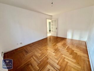  Appartement à louer 3 pièces 61 m²
