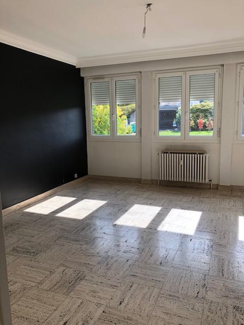  Appartement � louer 4 pi�ces 87 m�