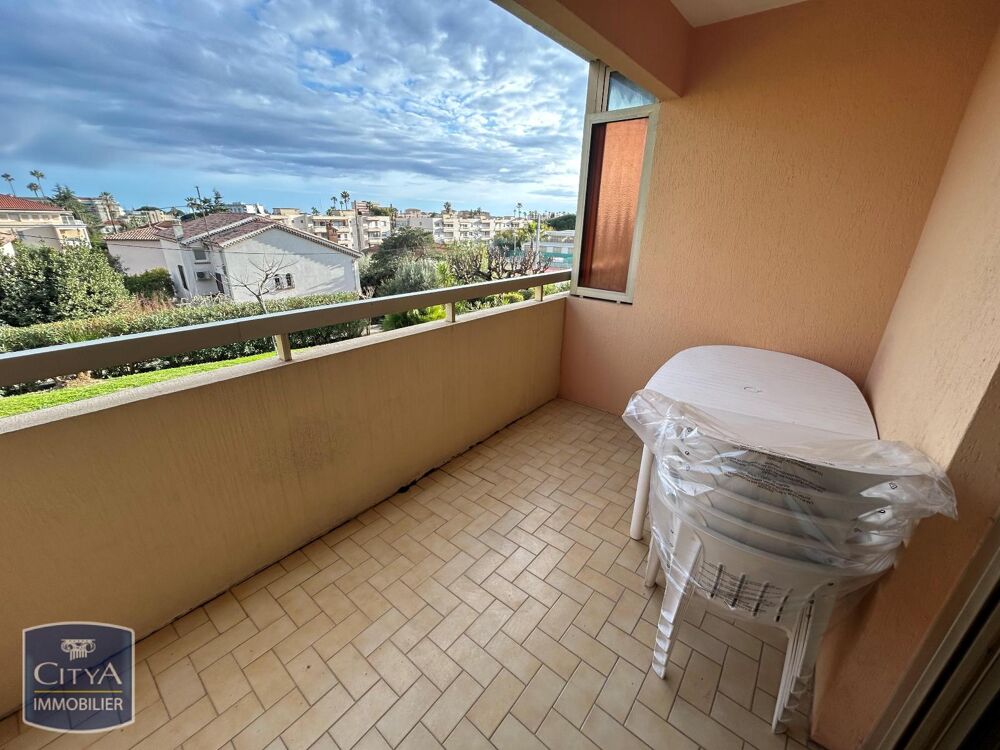 location Appartement - 1 pièce(s) - 31 m² Vallauris (06220)