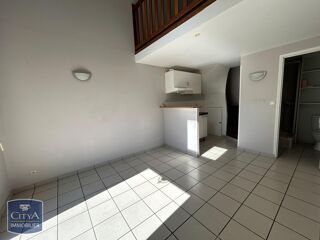  Appartement à louer 2 pièces 27 m²