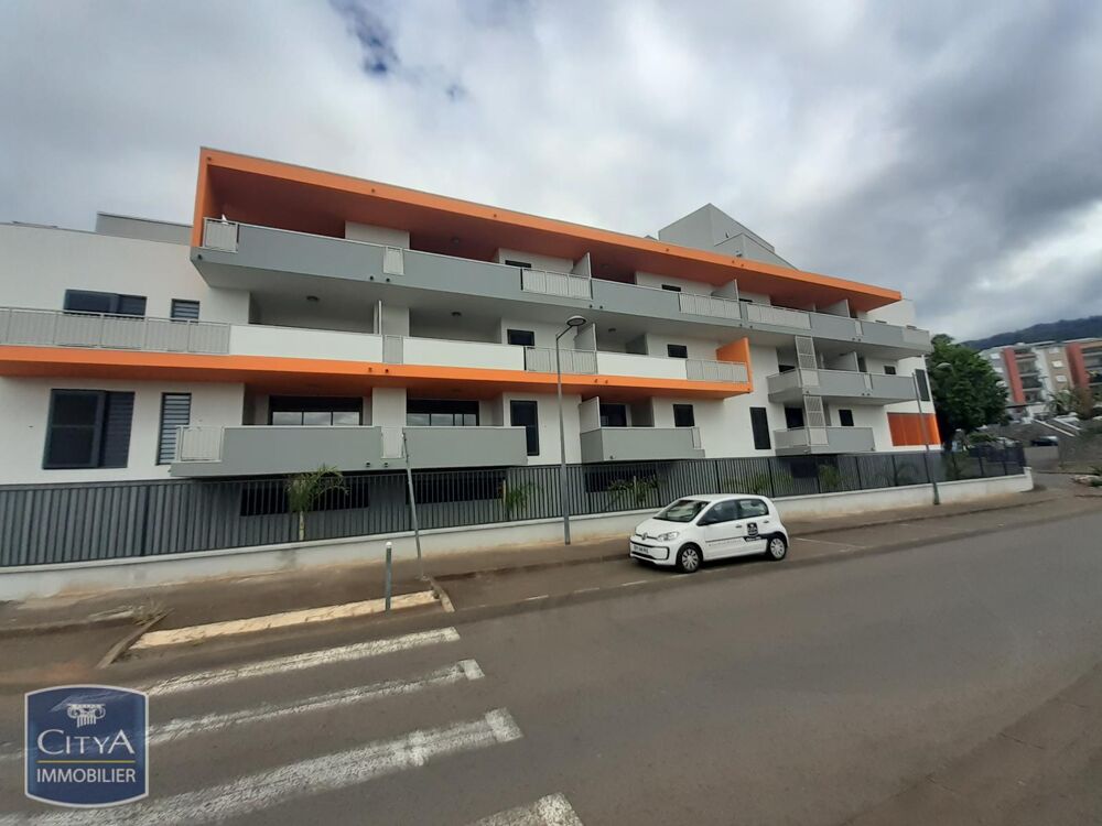 À LOUER - Saint-Denis Découvrez cet appartement spacieux....