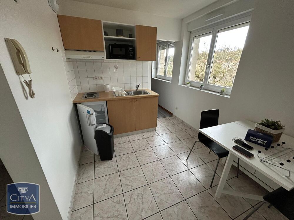 À LOUER : Appartement T1 meublé situé à Châlons-en-Champ....