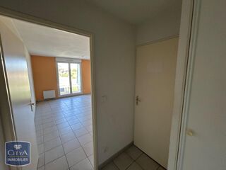  Appartement à louer 2 pièces 45 m²