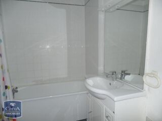  Appartement à louer 2 pièces 40 m²