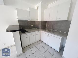  Appartement à louer 2 pièces 33 m²