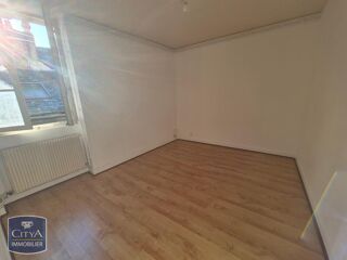 Appartement à louer 3 pièces 65 m²