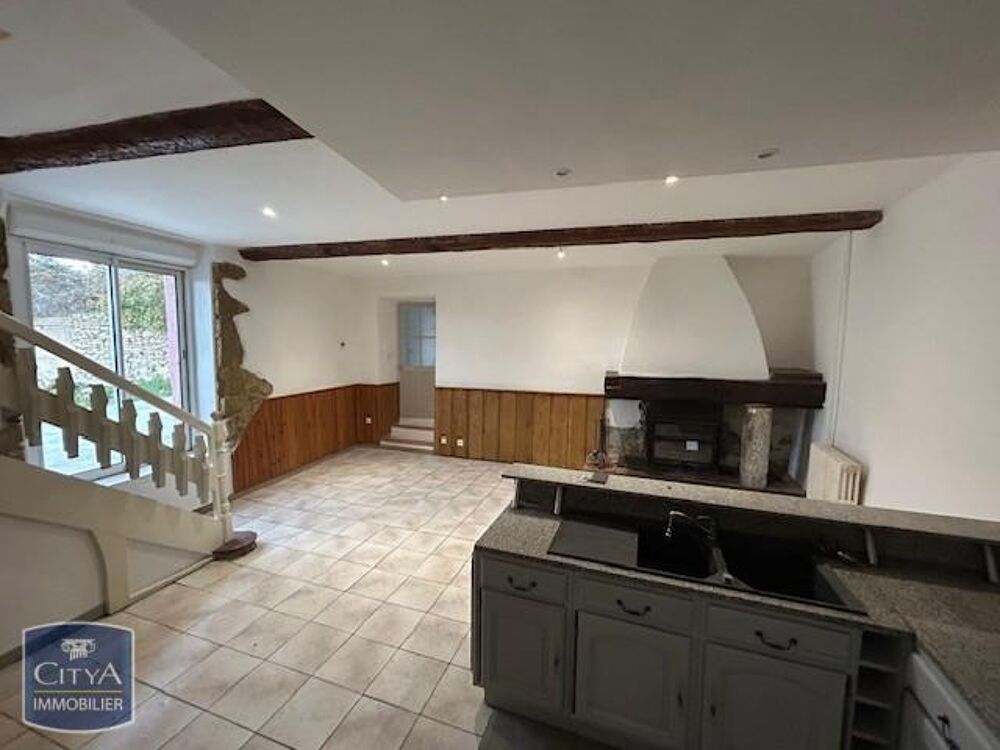 location Appartement - 4 pi�ce(s) - 99 m� Les Pujols (09100)