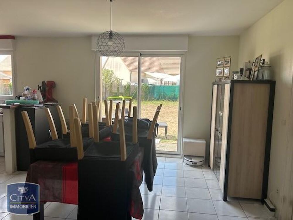 location Maison - 4 pièce(s) - 93 m² La Chapelle-d'Aligné (72300)