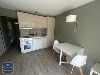  Appartement à louer 2 pièces 27 m²