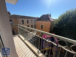  Appartement à louer 3 pièces 72 m²