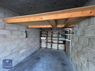  Parking / Garage à louer 