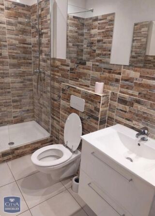  Appartement à louer 2 pièces 49 m²