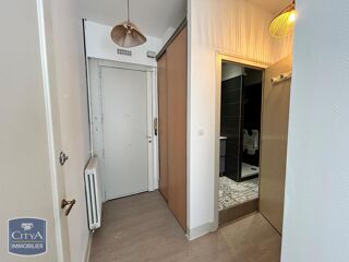 Appartement à louer 3 pièces 60 m²