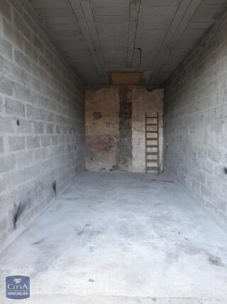  Parking / Garage � louer 