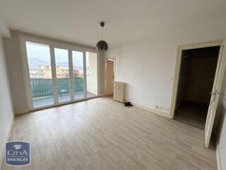  Appartement à louer 3 pièces 58 m²