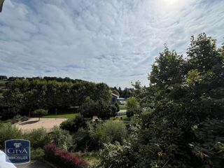  Appartement à louer 4 pièces 85 m²