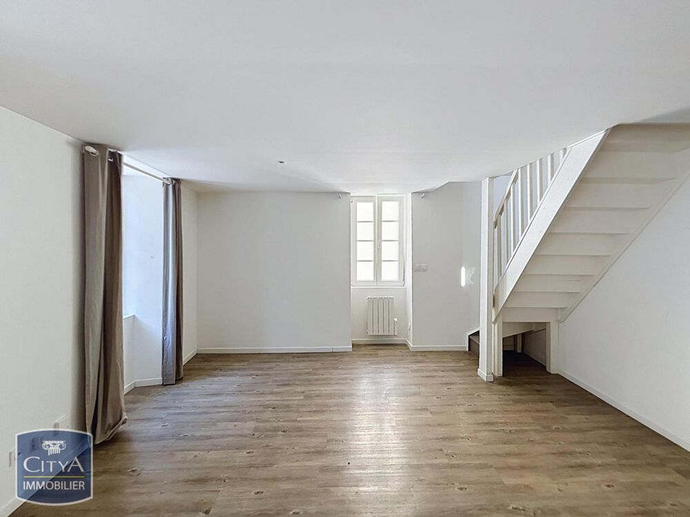 AURAY CENTRE-VILLE - T3 bis DUPLEX ENTIEREMENT RÉNOVÉ - ....