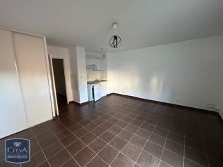  Appartement à louer 1 pièce 30 m²