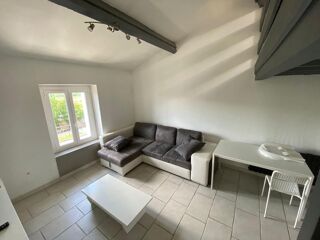  Appartement à louer 1 pièce 33 m²