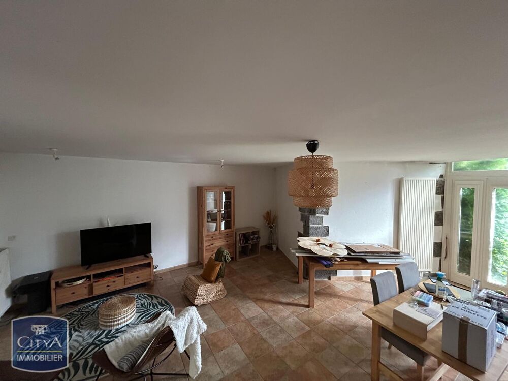 À LOUER : Découvrez cette magnifique maison T5 située à ....