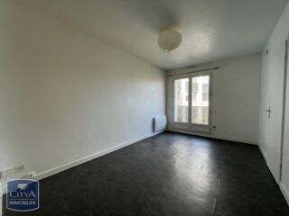  Appartement à louer 1 pièce 25 m²