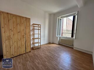  Appartement à louer 2 pièces 45 m²