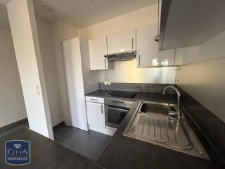  Appartement à louer 3 pièces 56 m²