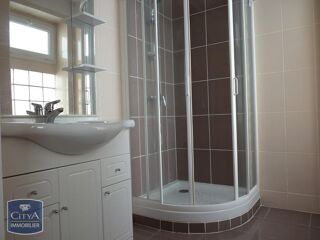  Appartement à louer 2 pièces 53 m²