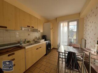  Appartement à louer 2 pièces 64 m²