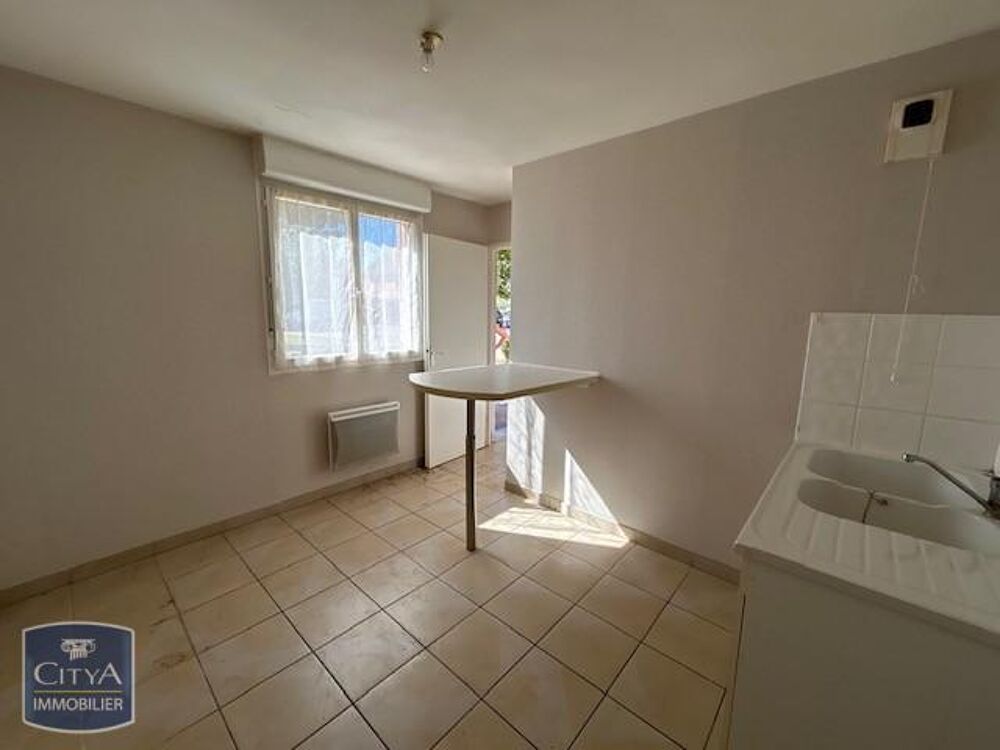 location Maison - 3 pièce(s) - 69 m² Lux (71100)