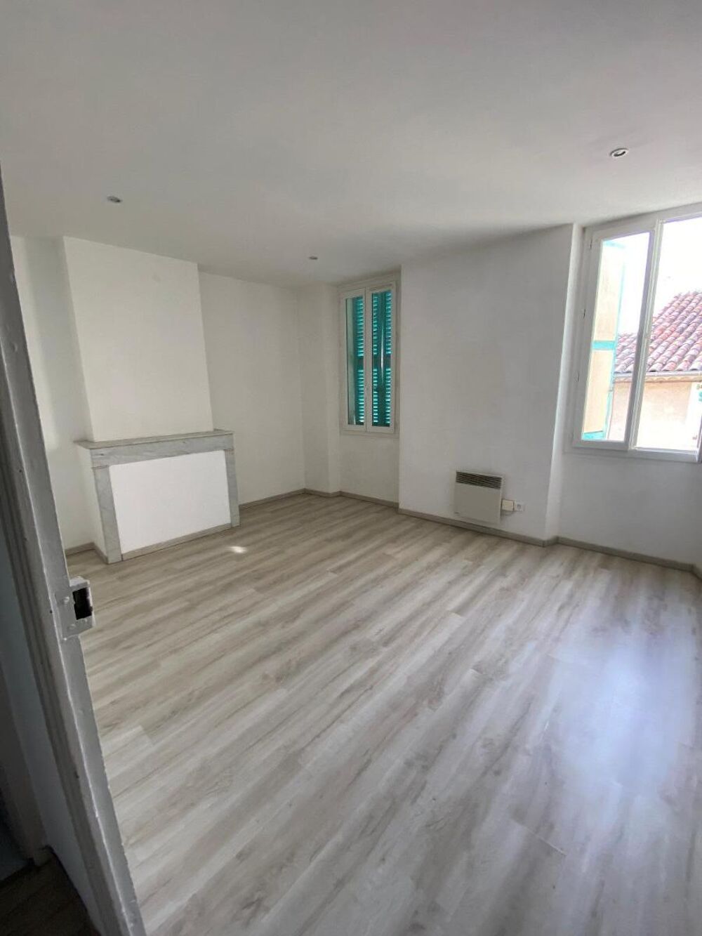 location Appartement - 3 pice(s) - 71 m Tourves (83170)