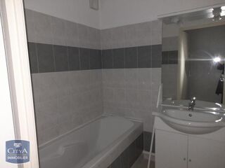 Appartement à louer 2 pièces 49 m²