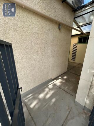  Appartement à louer 3 pièces 72 m²