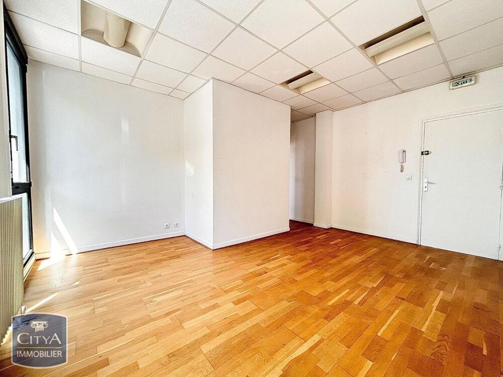   Location / Local Commercial - 47 m² 