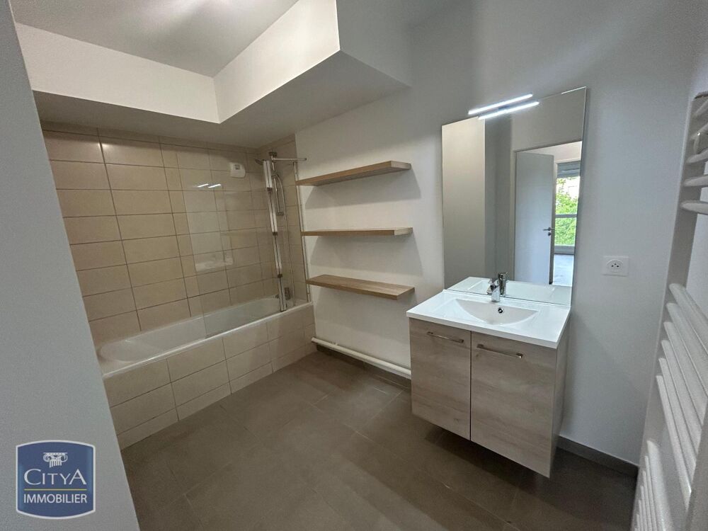 location Appartement - 4 pièce(s) - 84 m² Quetigny (21800)
