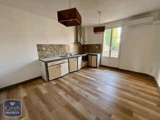 Appartement à louer 2 pièces 33 m²
