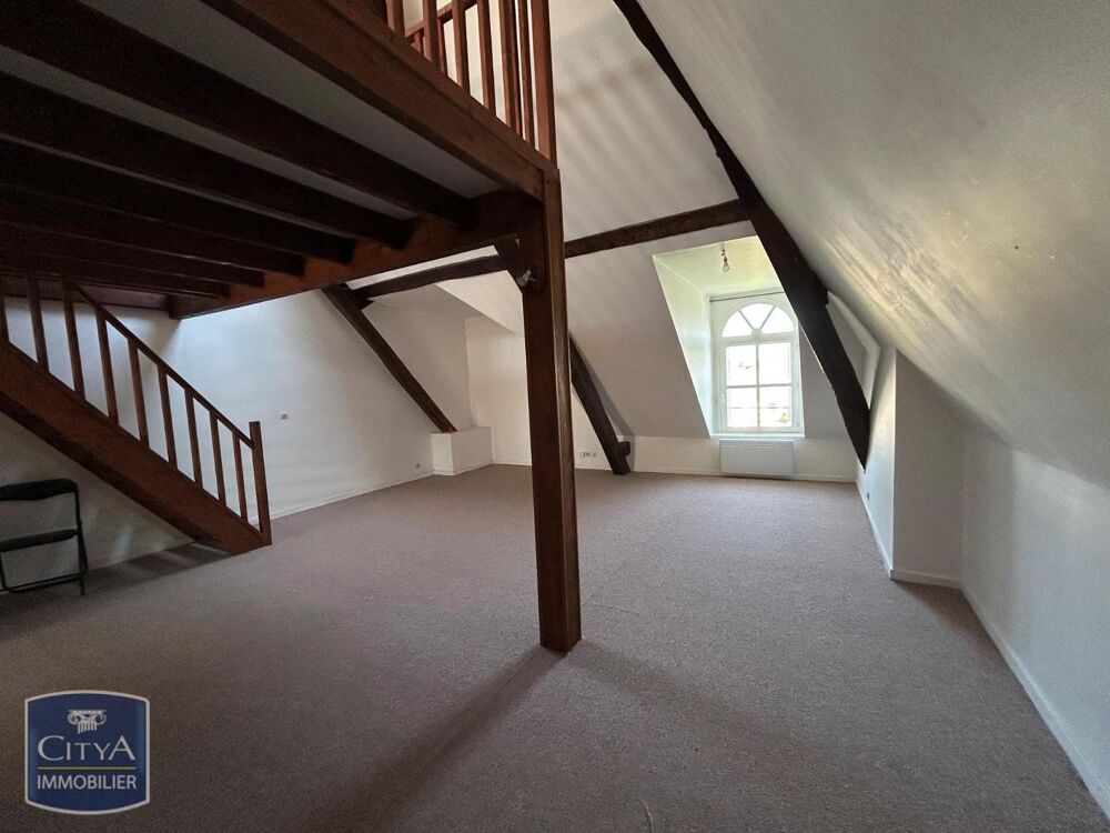 À LOUER : Appartement T3 situé à Châtellerault. Ce bien ....