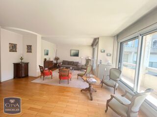  Appartement à louer 4 pièces 103 m²