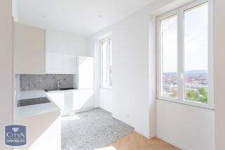  Appartement � louer 3 pi�ces 80 m�