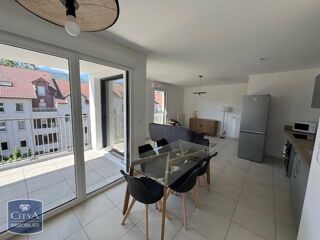  Appartement à louer 3 pièces 69 m²