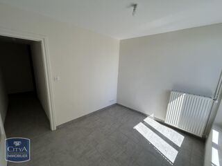 Appartement à louer 5 pièces 136 m²