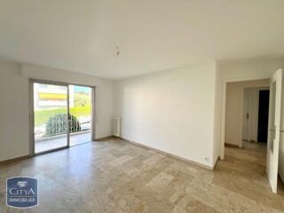  Appartement à louer 2 pièces 47 m²