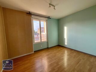  Appartement à louer 2 pièces 33 m²