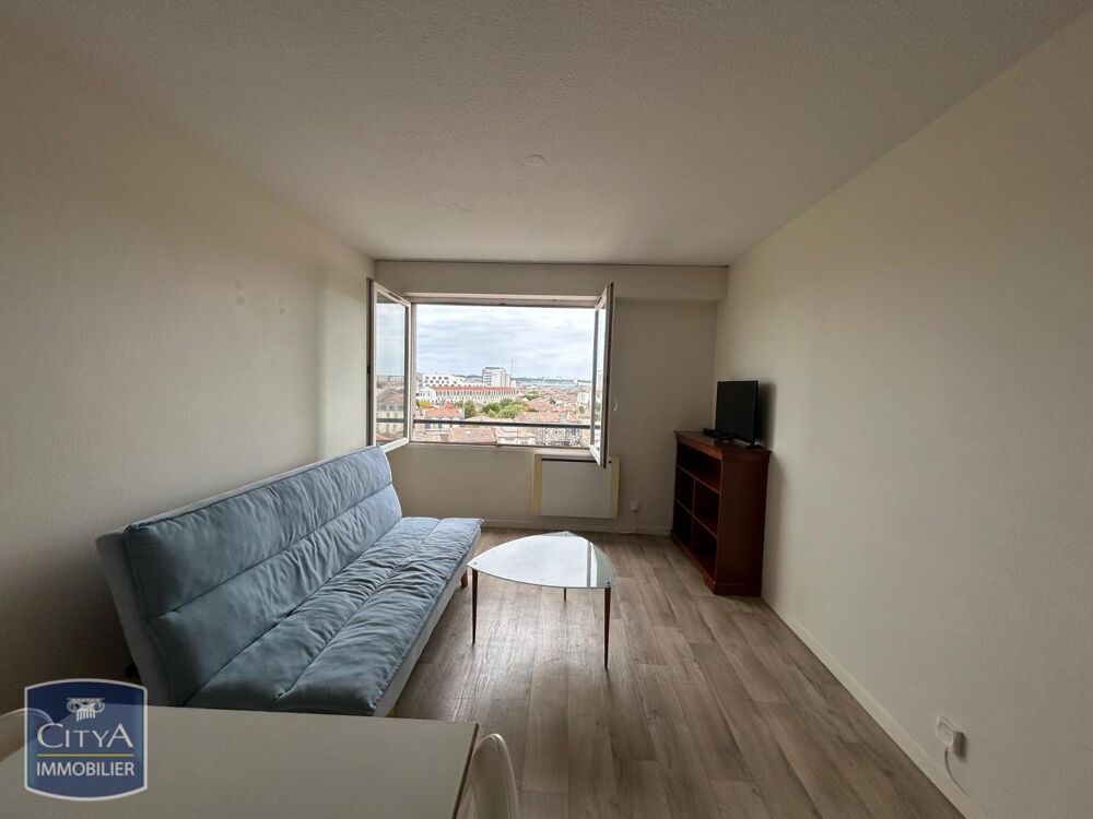 EXCLUSIVITÉ - APPARTEMENT 2 PIÈCES MEUBLE À louer : vene....
