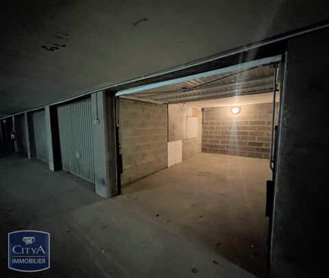  Parking / Garage  louer 15 m
