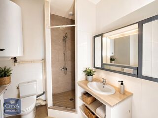  Appartement à louer 2 pièces 37 m²