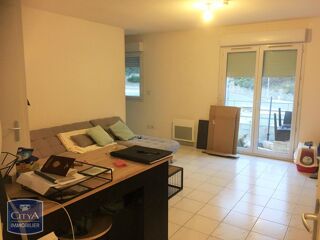 Appartement à louer 2 pièces 45 m²