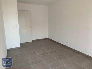  Appartement à louer 3 pièces 61 m²